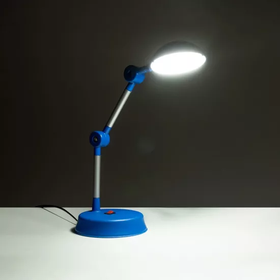 MICHEL 202-0063 Επιτραπέζιο Φωτιστικό Πορτατίφ LED 6W 540lm 120° AC220-240V IP20 Ψυχρό Λευκό 6000K Μπλε Πλαστικό - Μ20 x Π14.5 xΥ33cm - 2 Χρόνια Εγγύηση