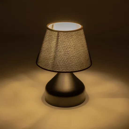 PYRAMID 204-0058 Μοντέρνο Επιτραπέζιο Φωτιστικό Πορτατίφ με Ντουί 1 x E27 AC 220-240V IP20 - Μαύρο - Μ22 x Π22 x Υ30cm