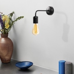 Απλίκα τοίχου Aven  E27 μεταλλική χρώμα μαύρο 8x20x15εκ. Απλίκα τοίχου Aven  E27 μεταλλική χρώμα μαύρο 8x20x15εκ.