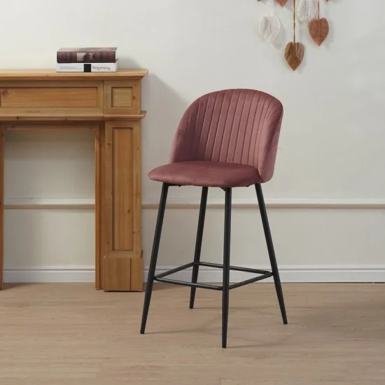 Σκαμπό μπαρ Barow  βελούδο σε σάπιο μήλο απόχρωση με μαύρα μεταλλικά πόδια 53x46.5x96.5